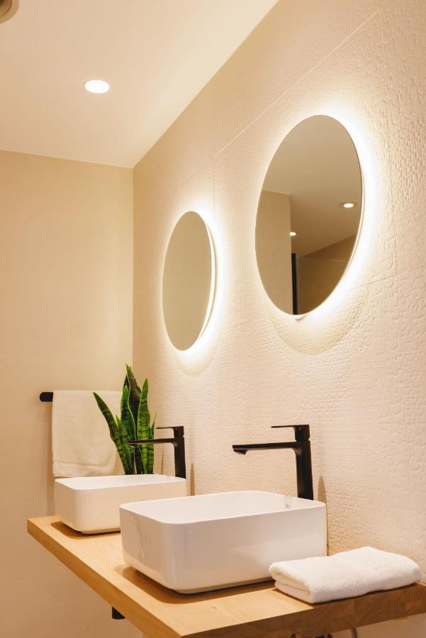 Bravissimo Cort Reial Duplex, Spacious With 3 Bedrooms Girona Exterior photo