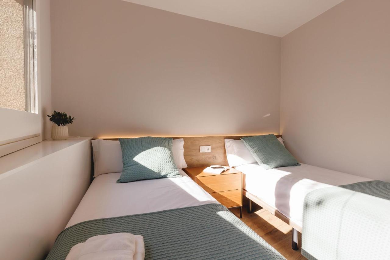 Bravissimo Cort Reial Duplex, Spacious With 3 Bedrooms Girona Exterior photo