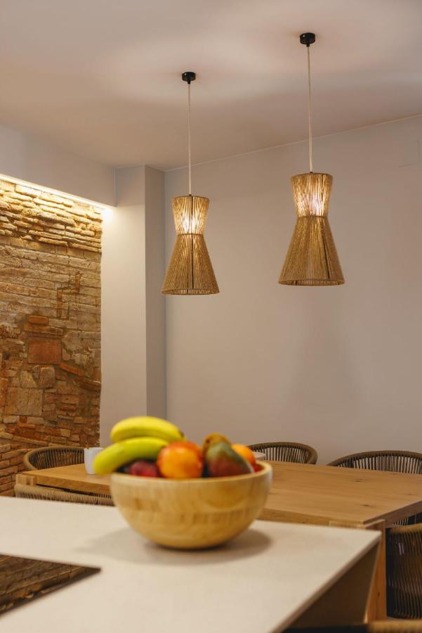 Bravissimo Cort Reial Duplex, Spacious With 3 Bedrooms Girona Exterior photo