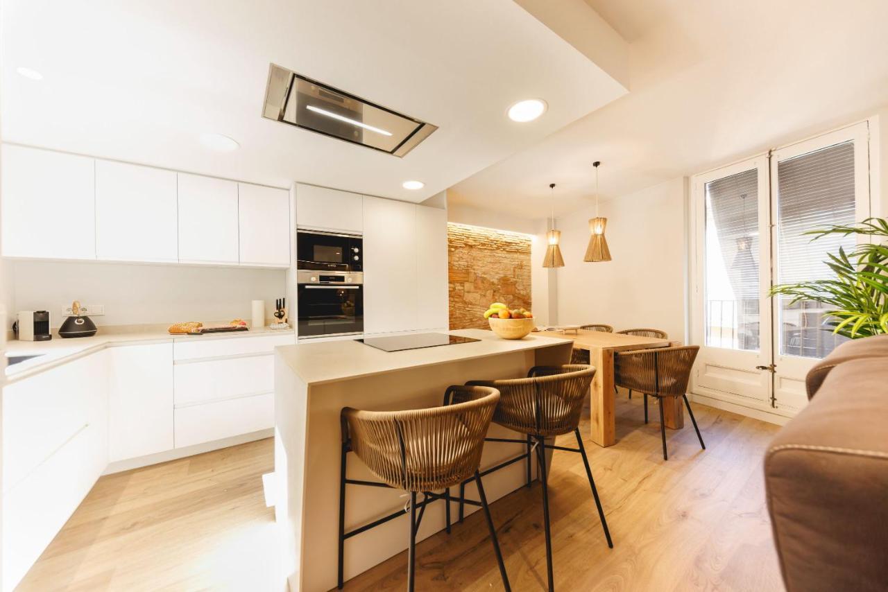 Bravissimo Cort Reial Duplex, Spacious With 3 Bedrooms Girona Exterior photo