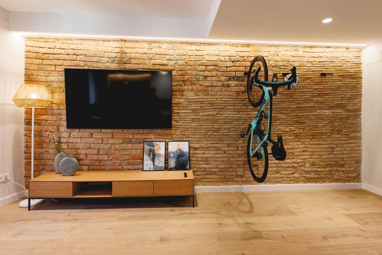 Bravissimo Cort Reial Duplex, Spacious With 3 Bedrooms Girona Exterior photo