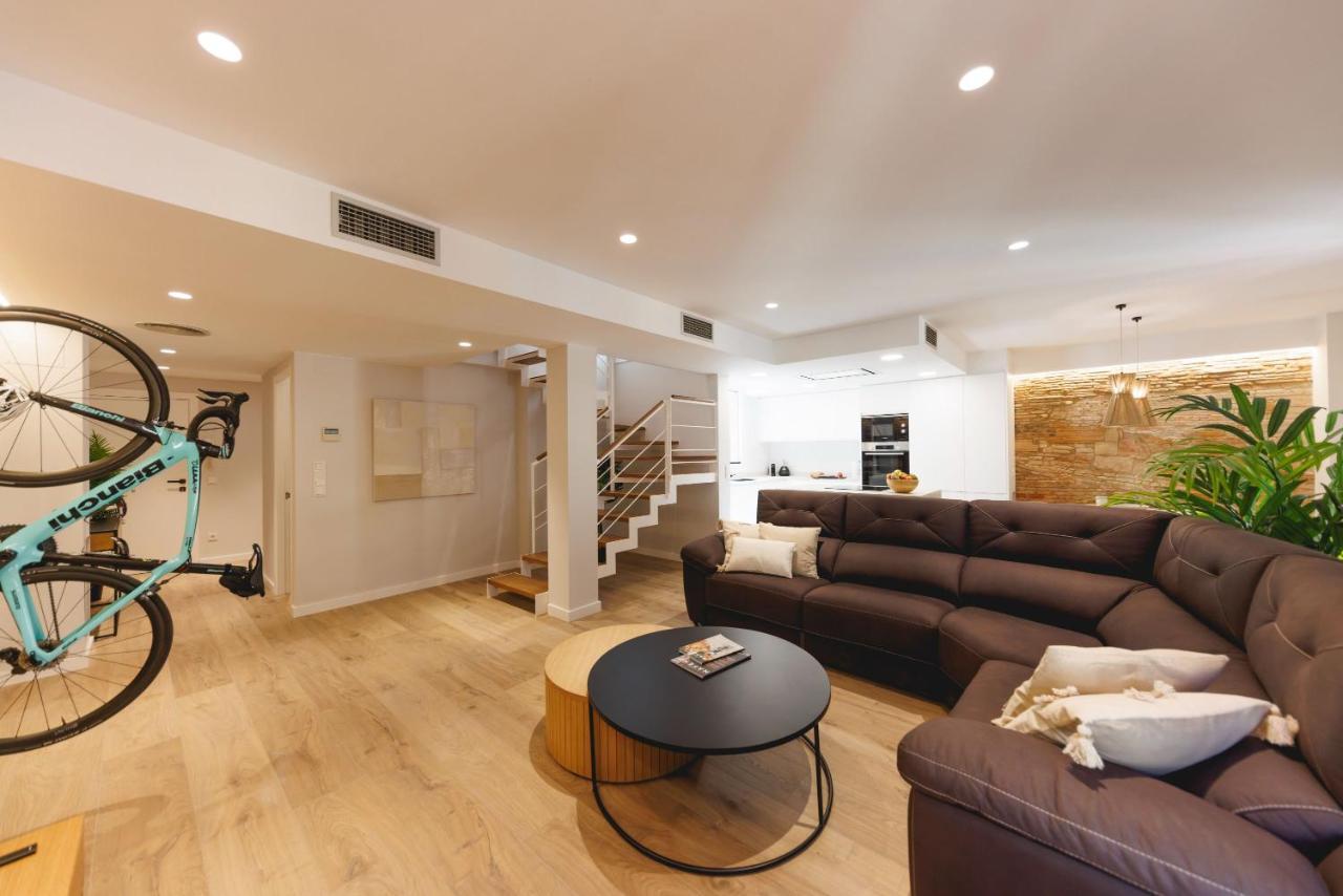Bravissimo Cort Reial Duplex, Spacious With 3 Bedrooms Girona Exterior photo